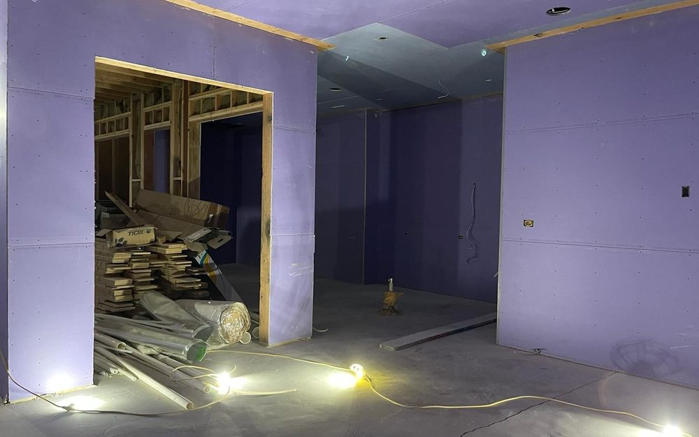Moisture-resistant purple board installation